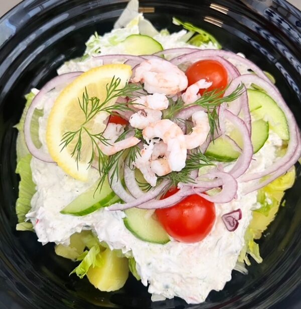 Bakad potatis med skagen röra