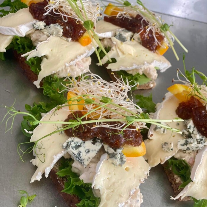 Smörrebröd med ostbräda