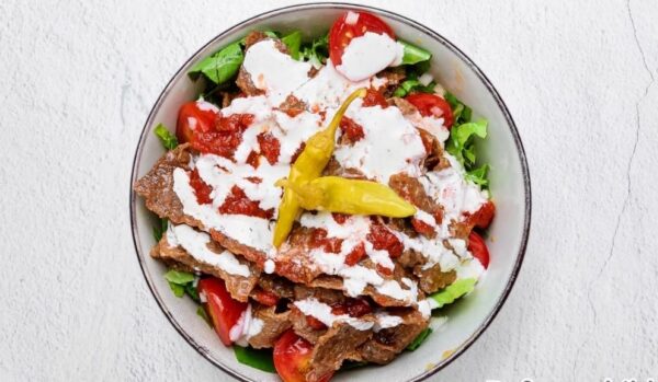 Bakad potatis med döner kebab
