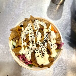 Poké bowl med döner kebab